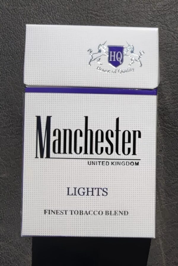 218a600c646880be281e31a7467926fd MANCHESTER LIGHT BLUE - Tobacco Product